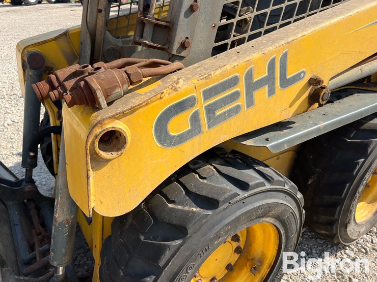 2014-gehl-r135-image-20