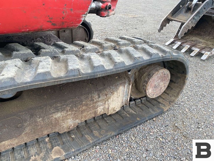 takeuchi-tb135-image-44