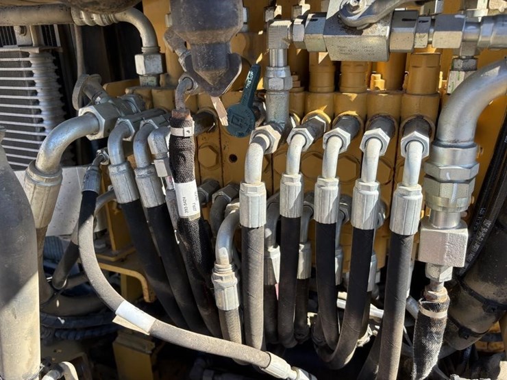 caterpillar-303.5e2-cr-image-41