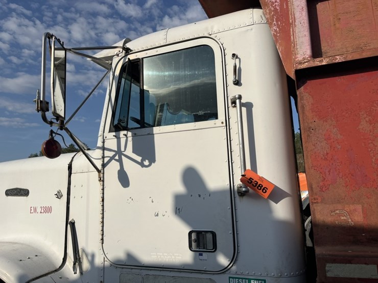 #5001-•-1988-freightliner-mb80-tandem-axle-dump-truck-image-14