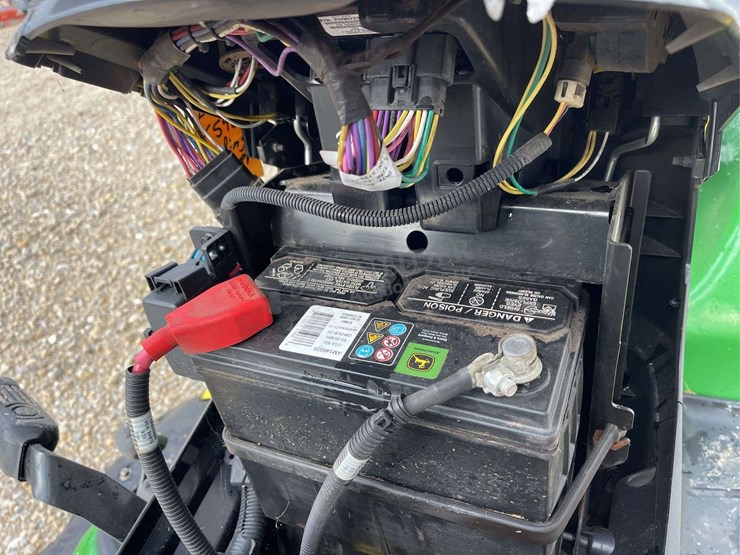 john-deere-x590-image-26