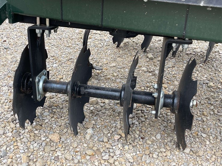 unused-plotmaster-6'-3-pt.-food-plot-disc-seeder,-from-the-estate-of-dr.-ken-buchmann-image-10