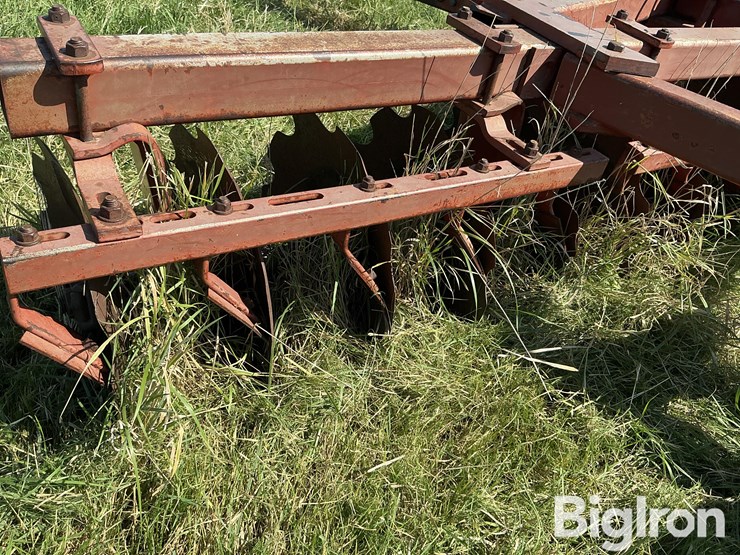 massey-ferguson-620-image-14