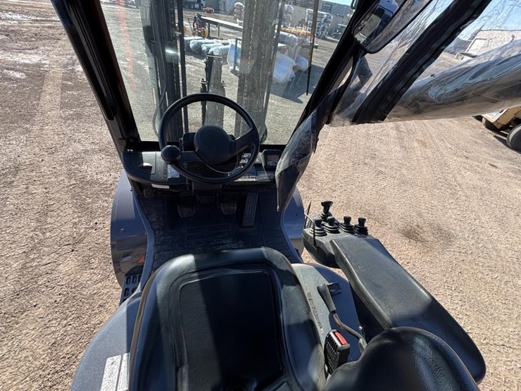 2018-toyota-8fdu30-image-18