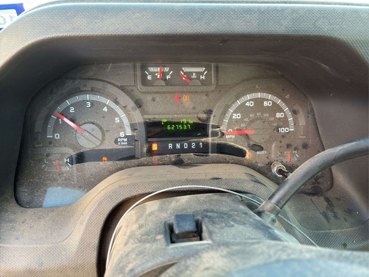 2012-ford-e350-image-19