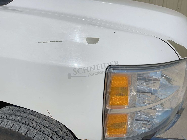 2012-chevrolet-3500-image-17