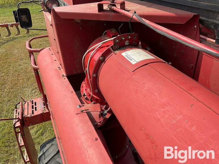 1991-case-ih-1660-image-9