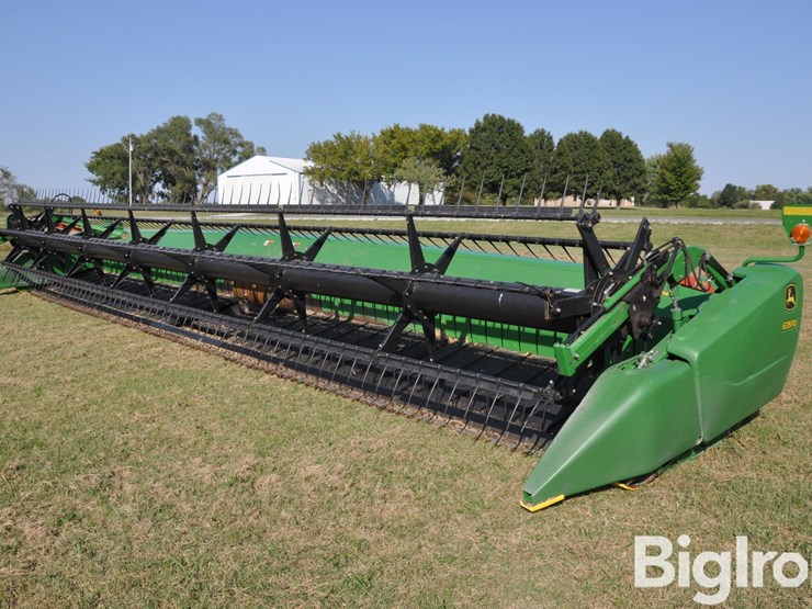 2015-john-deere-635fd-image-1