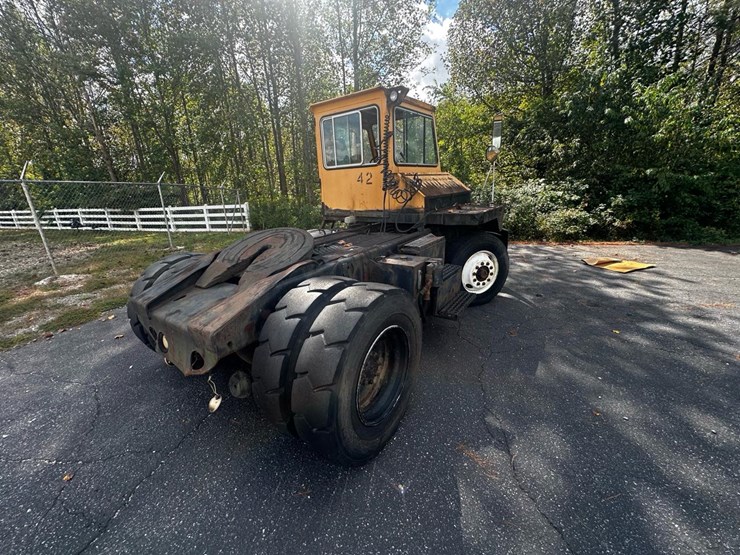 #139-•-ottawa-spotter-truck-image-15