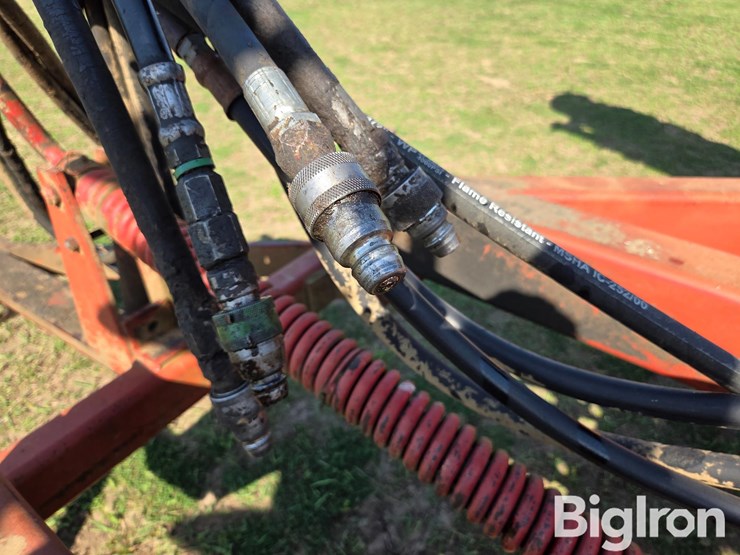 international-490-image-11