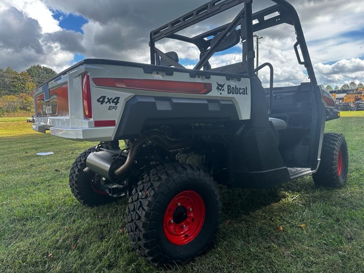 2024-bobcat-uv34-image-4