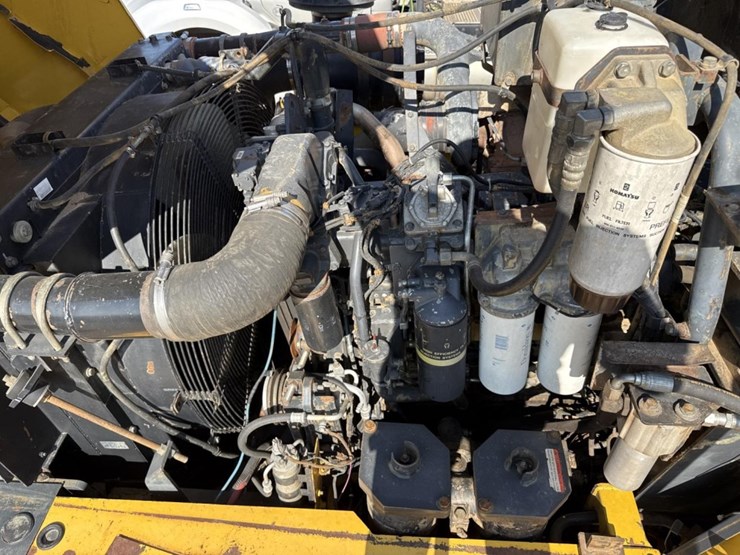 2008-komatsu-hm400-2-image-11