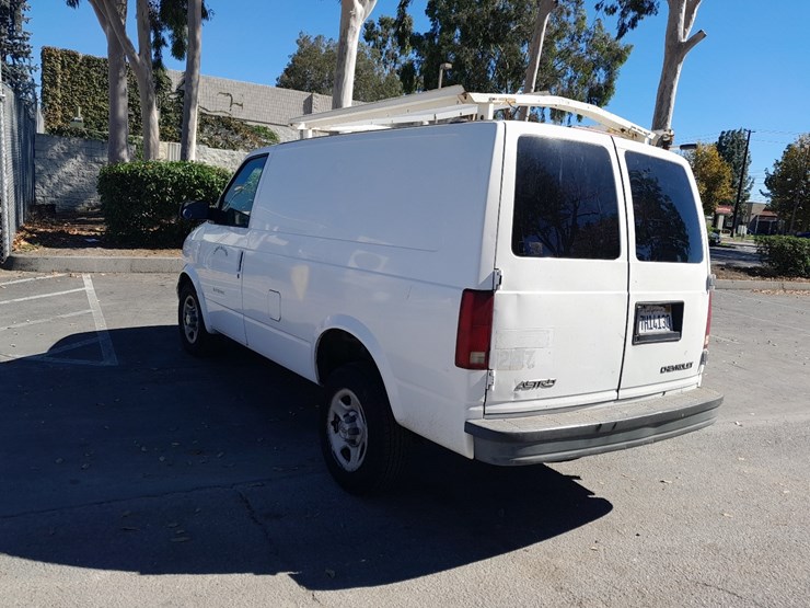 chevrolet-astro-image-3