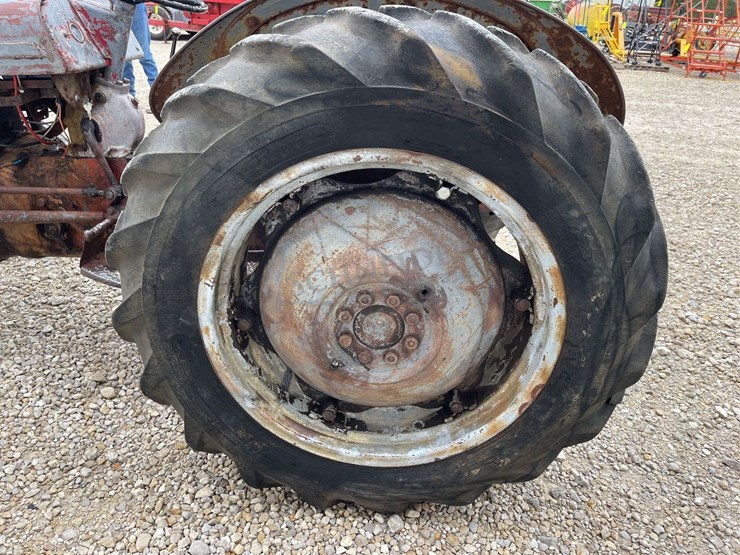 ferguson-to20-image-16