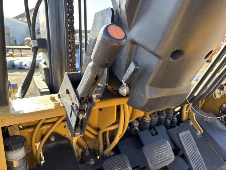 caterpillar-gc35k-image-21