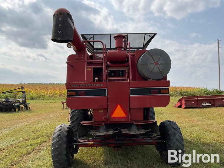 1991-case-ih-1660-image-6