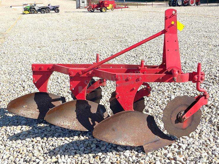 3-14"-3-pt.-plow-w/-coulters-image-1