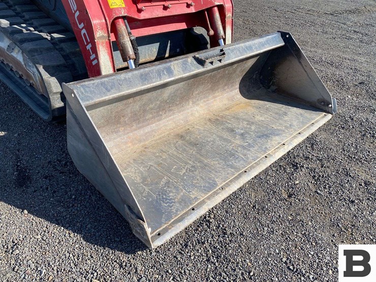 2021-takeuchi-tl12-image-8