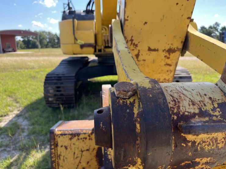 komatsu-pc228us-lc-image-26