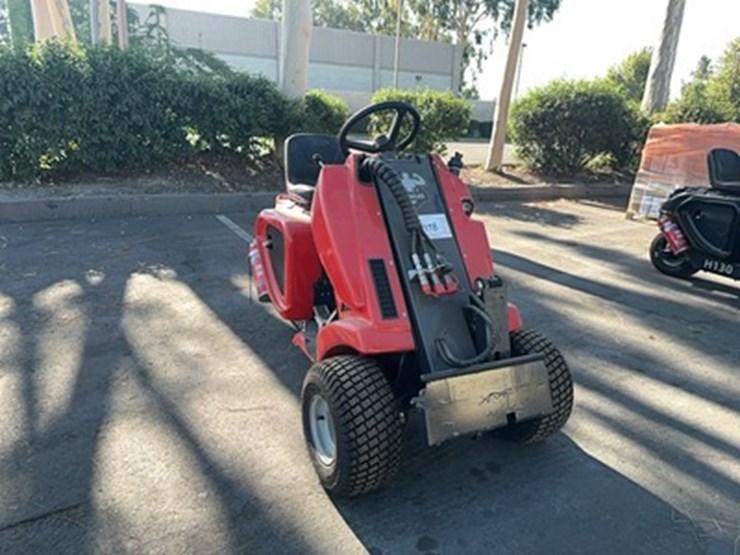 lot#--hercules-h130-mini-wheel-loader-with-fork-and-bucket-attachment-image-1