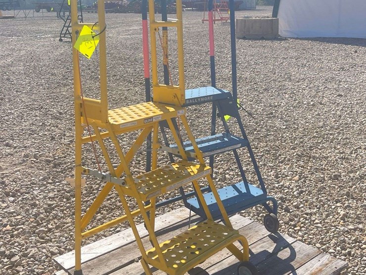 2--folding-30"-tall-metal-utility-stairs-image-2