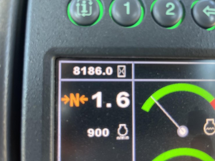 john-deere-1050-image-68