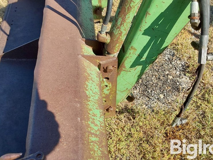 john-deere-148-image-13