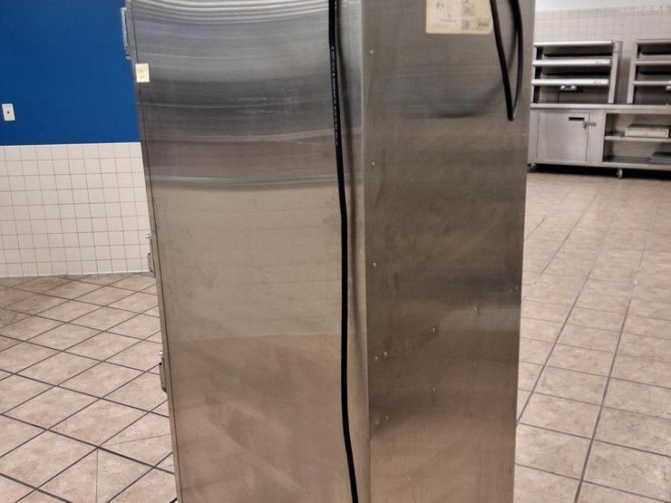 alto-shaam-oven-commercial-image-4