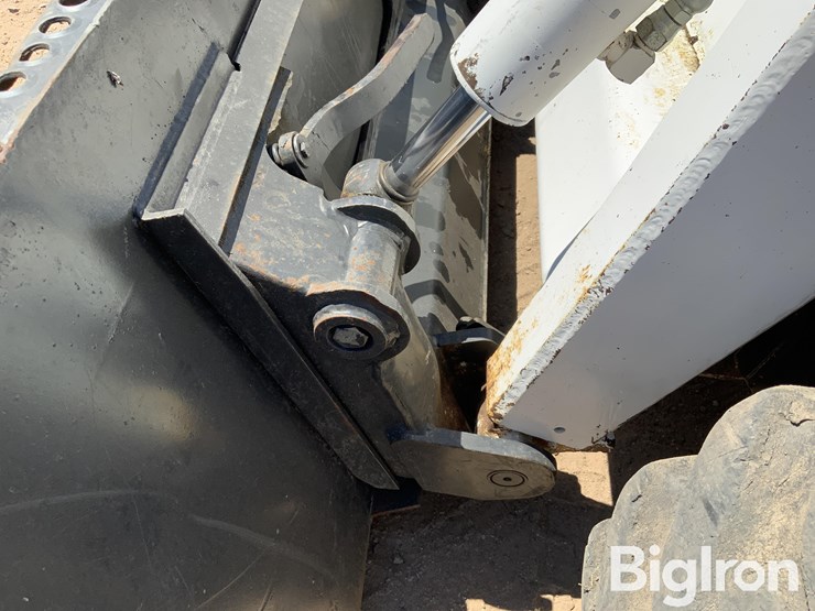 1992-bobcat-943-image-11