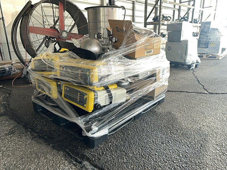 lot#--pallet-of-laboratory-equipment-image-2