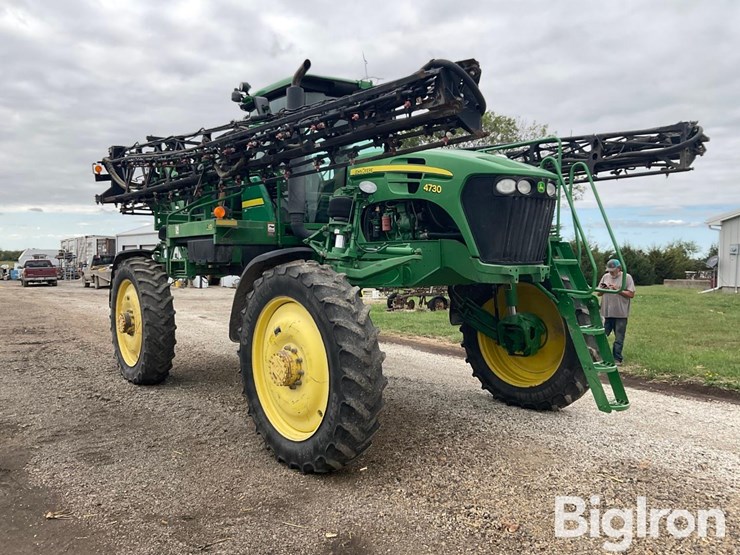 2009-john-deere-4730-image-3