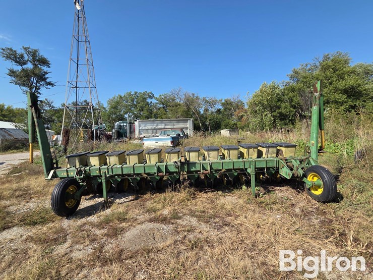 john-deere-7100-image-2