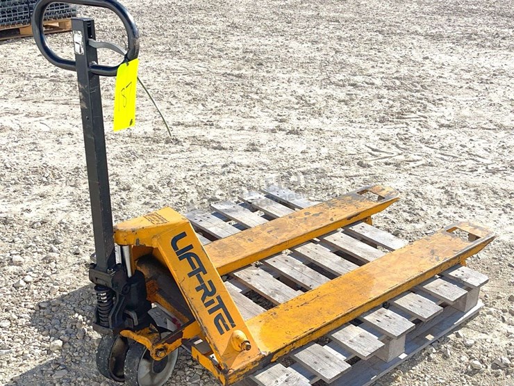lift-rite-5,000-lb.-pallet-jack-image-4