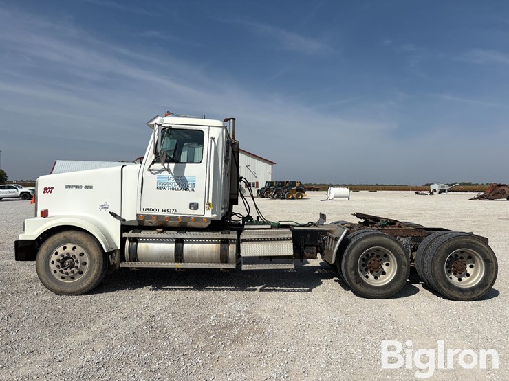 2007-western-star-4900fa-image-8