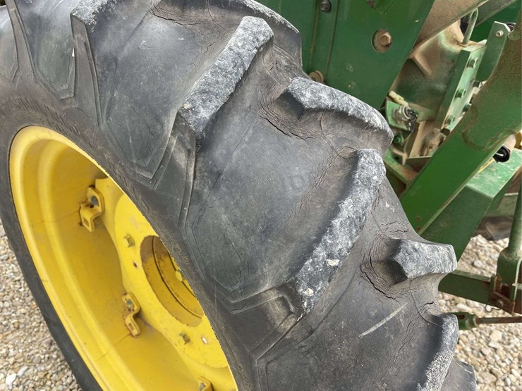 john-deere-900-image-23