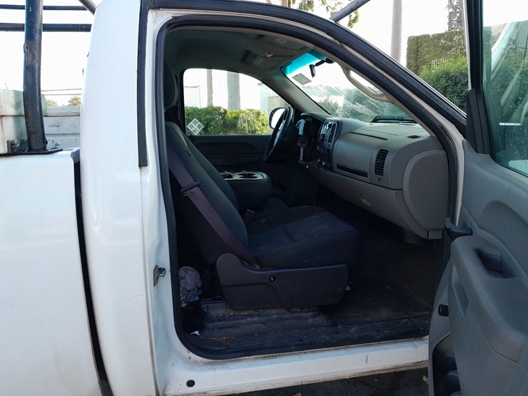 2012-chevrolet-silverado-image-5