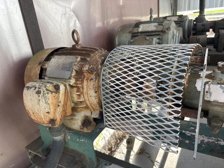 #3122-•-fuel-pump/meter/nozzle-assembly-image-2