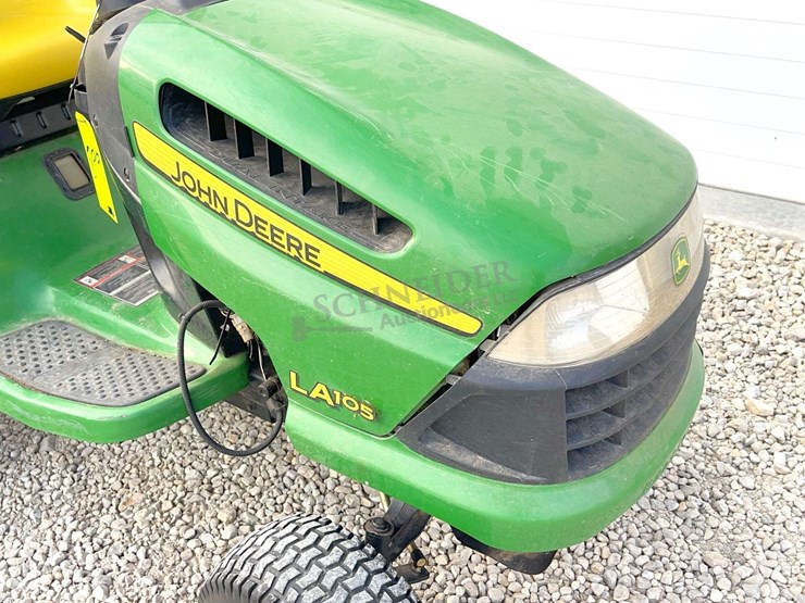 john-deere-la105-image-9