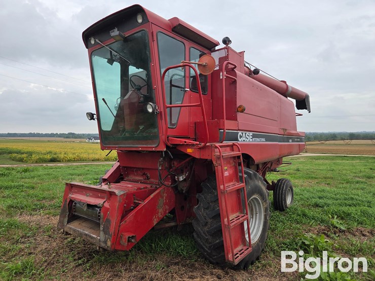 1985-case-ih-1470-image-1