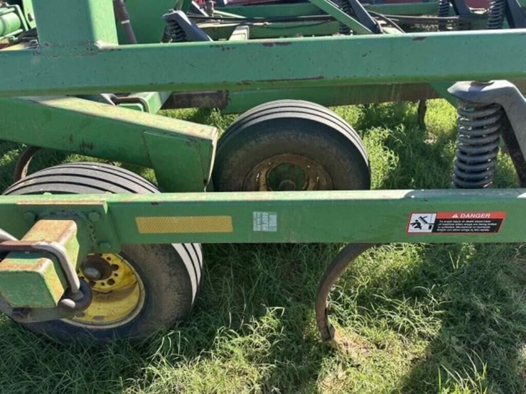 john-deere-680-image-14