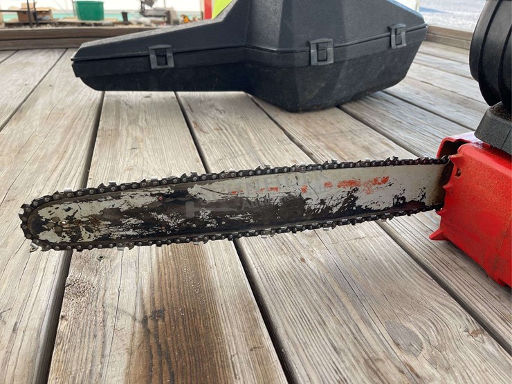 homelite-chainsaw-&-echo-string-trimmer-image-7