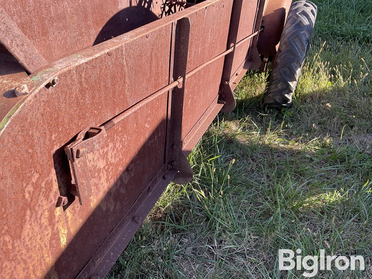 john-deere-h-image-13