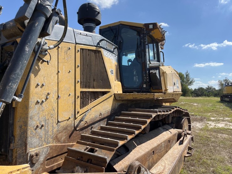 john-deere-1050-image-27