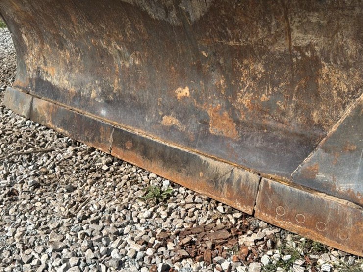 caterpillar-d4h-image-20