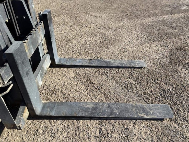 caterpillar-gc35k-image-10