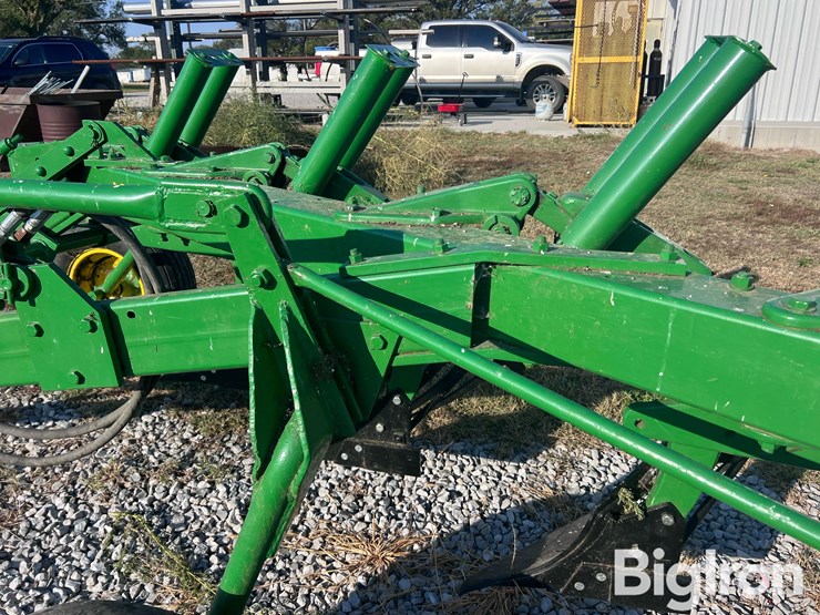 john-deere-5-image-13