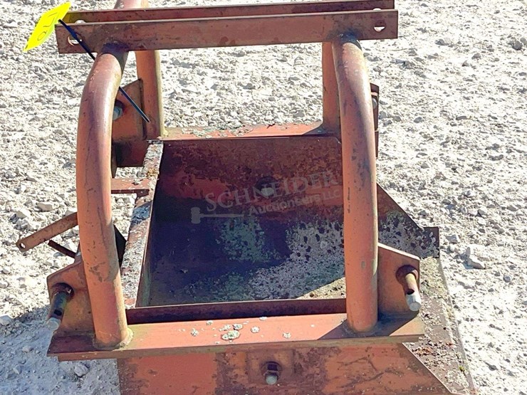 artco-3-pt.-trip-dirt-scoop,-from-the-estate-of-dr.-ken-buchmann-image-3