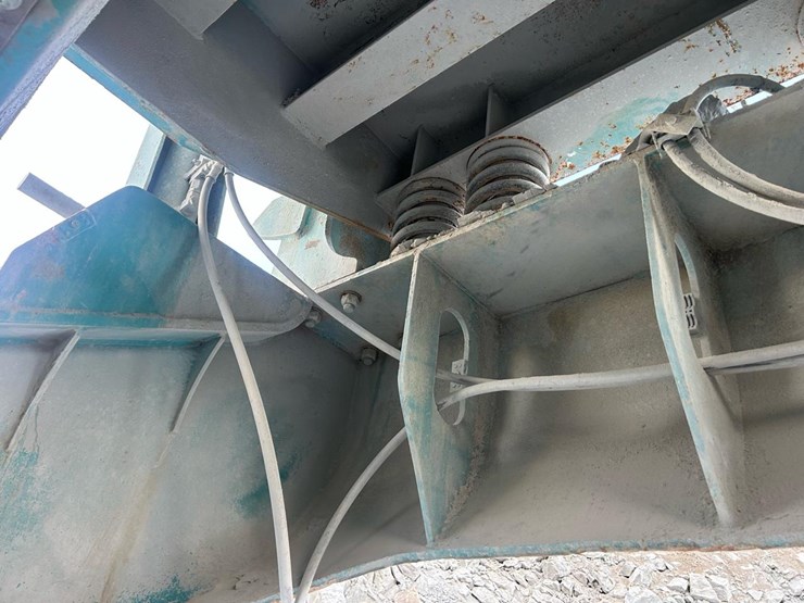 2006-caterpillar-c12-image-36