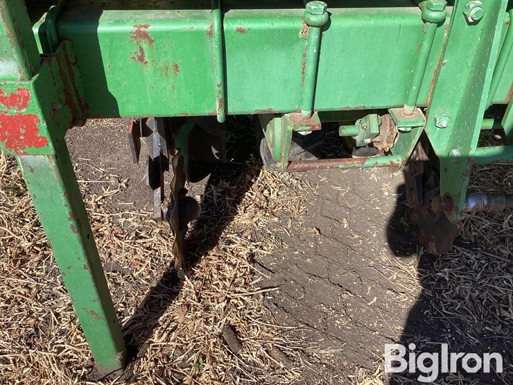 john-deere-7000-image-12