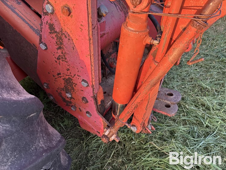 massey-ferguson-1805-image-12